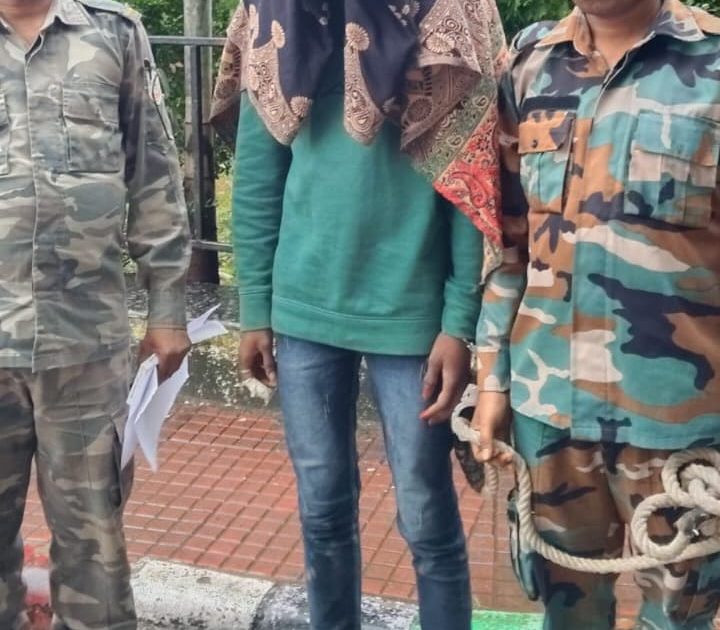 RANCHI-हरमू रोड विशाल मेगा मार्ट के सामने सड़क पर चलते राहगीर से एक मोटर साईकिल सवार व्यक्ति के द्वारा मोबाईल की छिनतई
